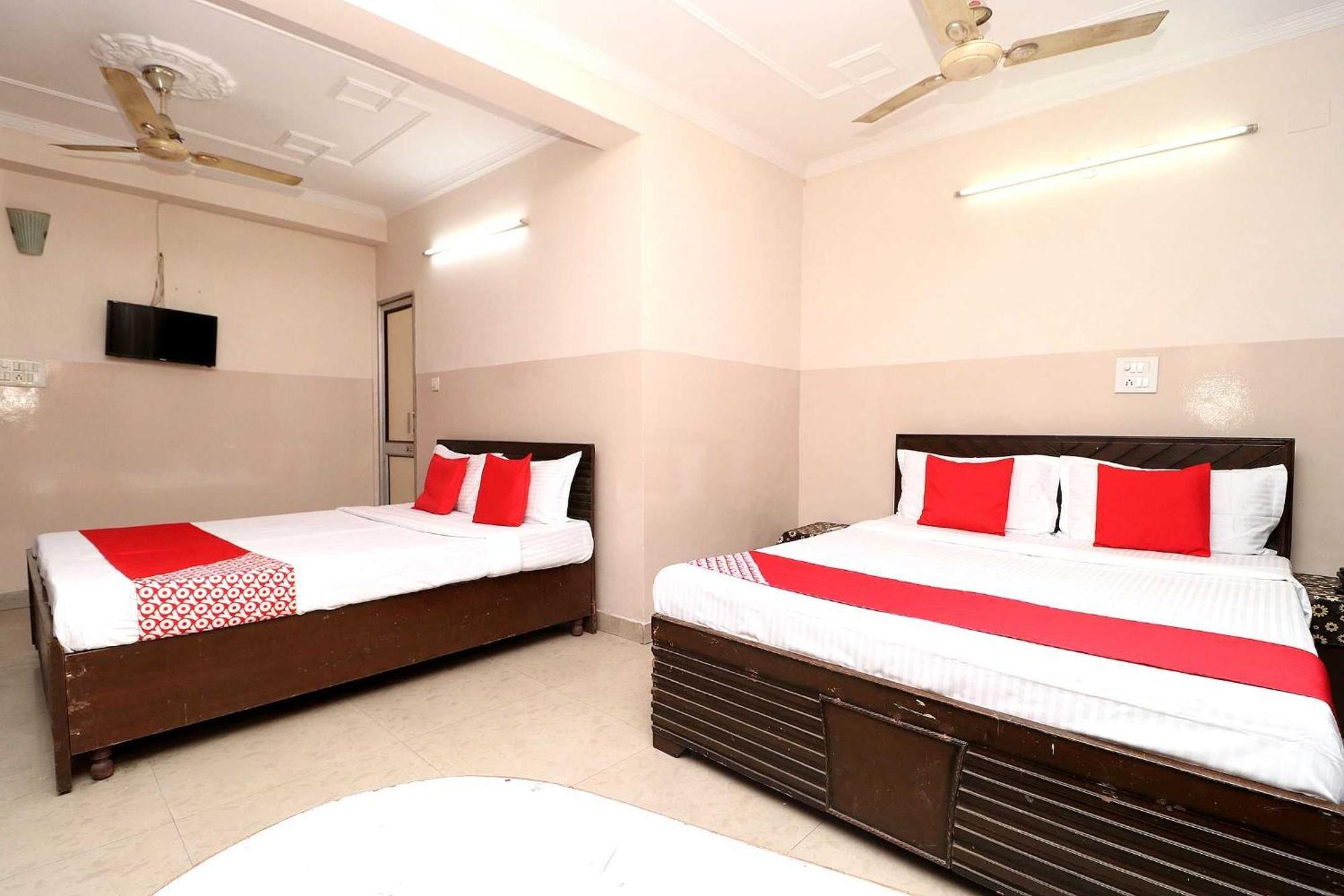 Hotel O Ashoka Residency Csandígarh Kültér fotó