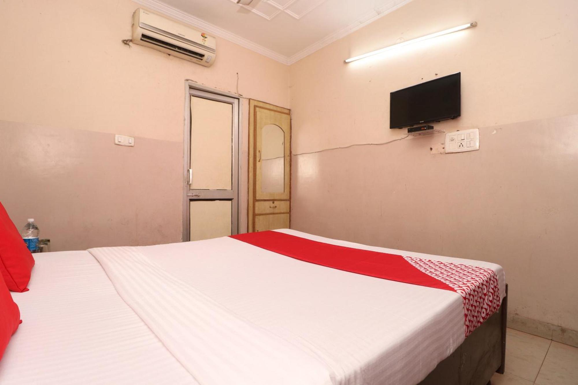 Hotel O Ashoka Residency Csandígarh Kültér fotó