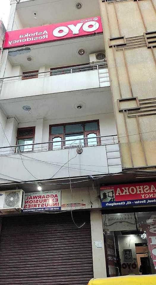 Hotel O Ashoka Residency Csandígarh Kültér fotó